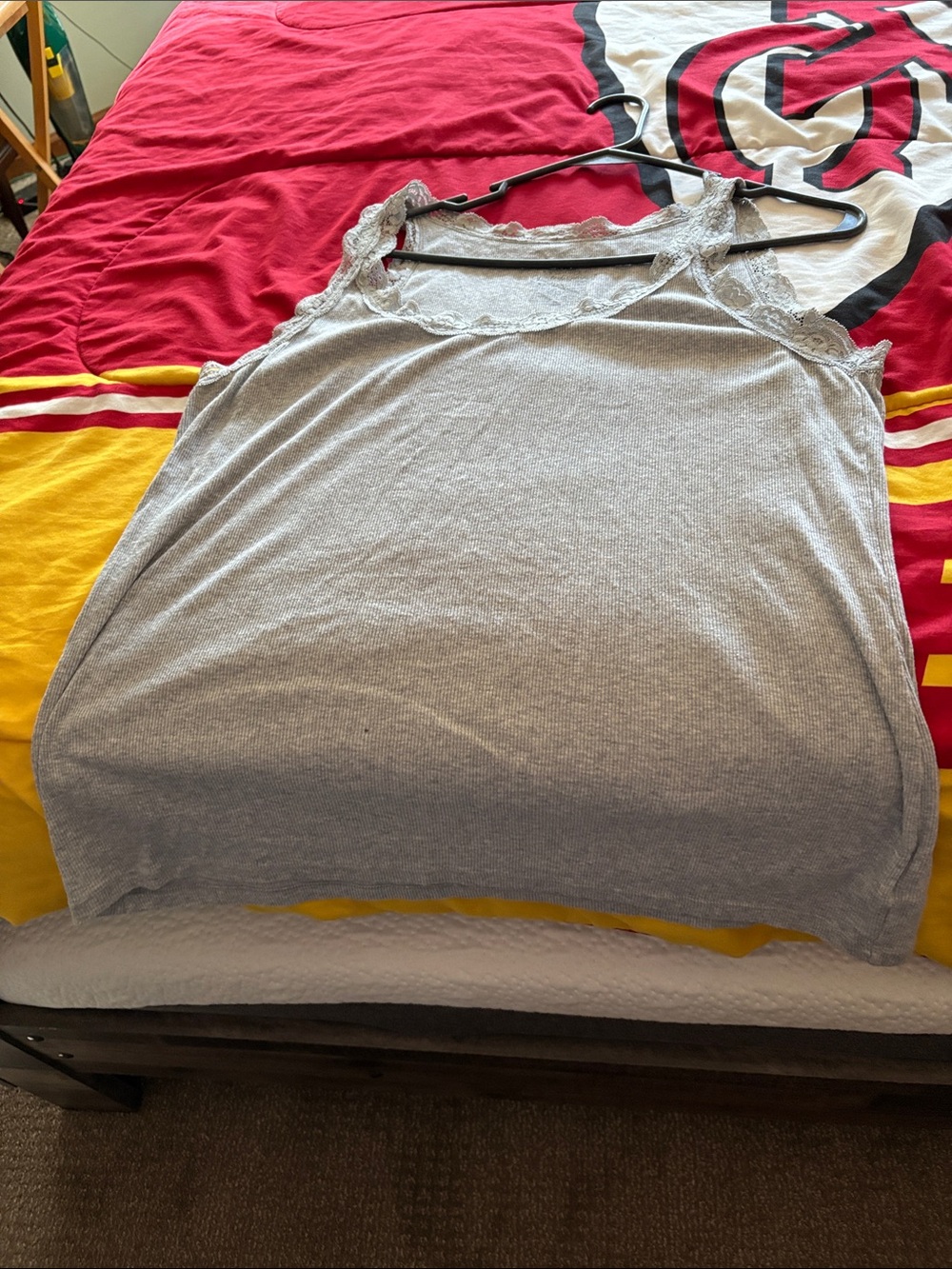Lace-Trim Sleeveless Tank Top — Gray Faded Glory XXL